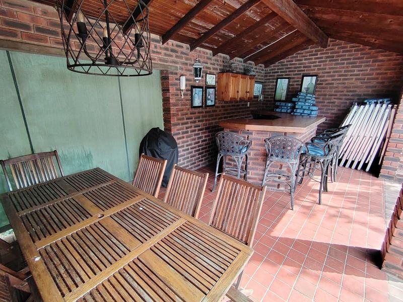 8 Bedroom Property for Sale in Umhlanga KwaZulu-Natal