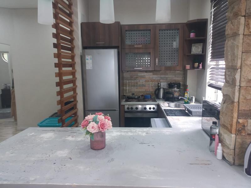 To Let 2 Bedroom Property for Rent in Musgrave KwaZulu-Natal