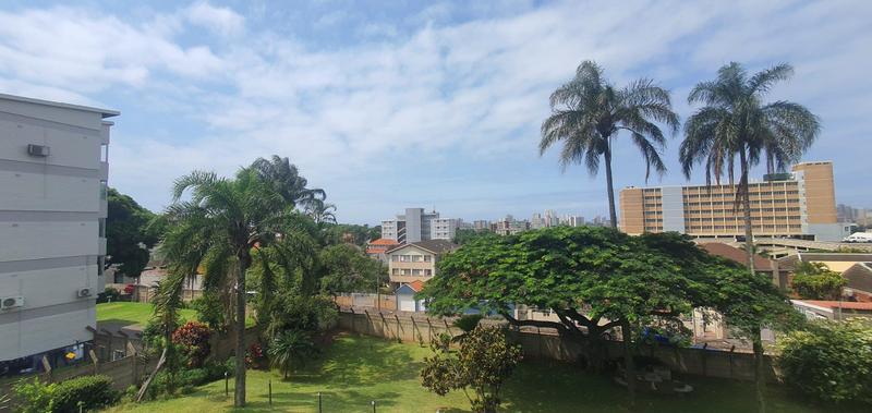 To Let 2 Bedroom Property for Rent in Essenwood KwaZulu-Natal