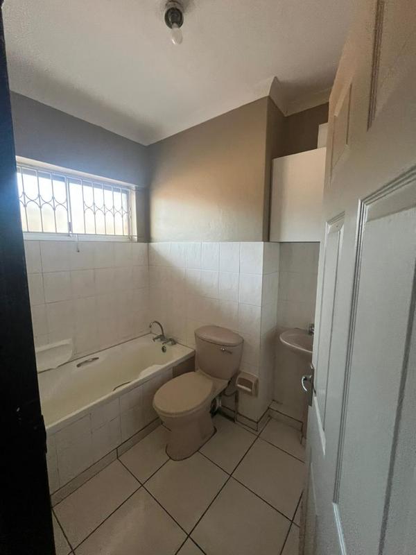 To Let 2 Bedroom Property for Rent in Overport KwaZulu-Natal
