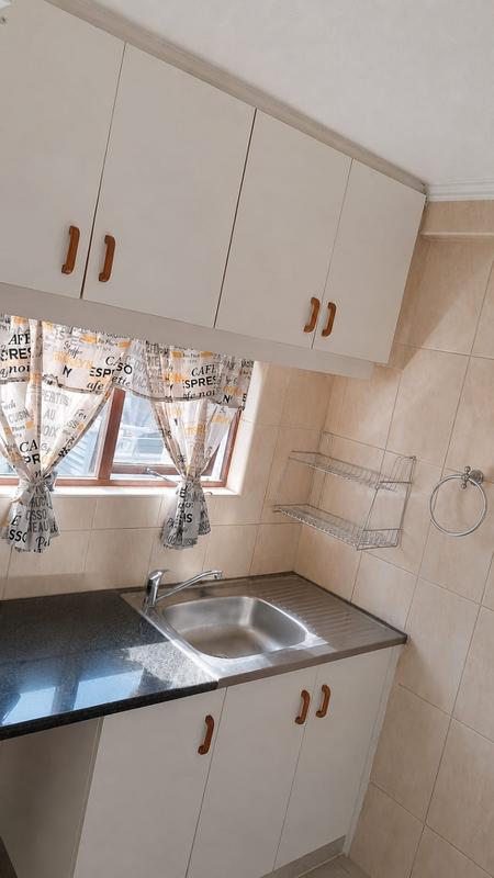To Let 1 Bedroom Property for Rent in Overport KwaZulu-Natal