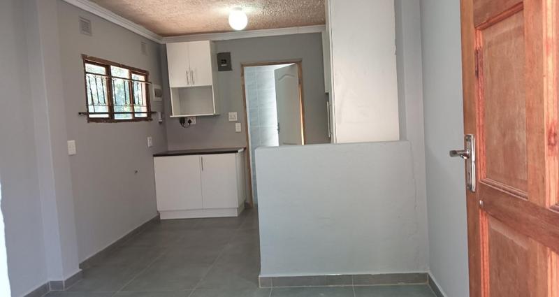 To Let 1 Bedroom Property for Rent in Berkshire Downs KwaZulu-Natal