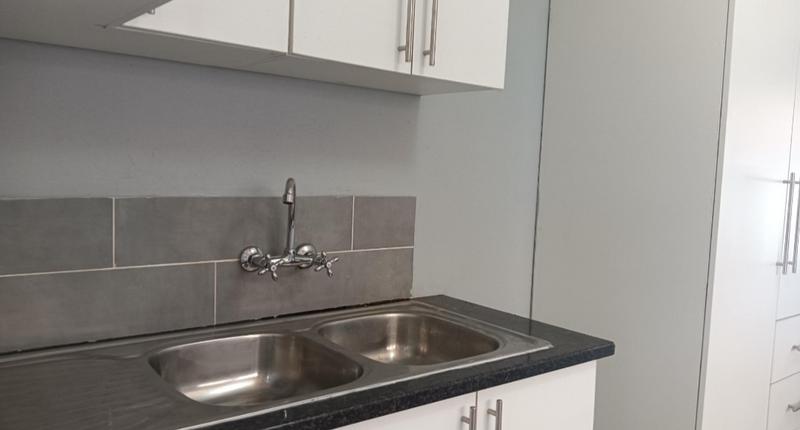 To Let 1 Bedroom Property for Rent in Berkshire Downs KwaZulu-Natal