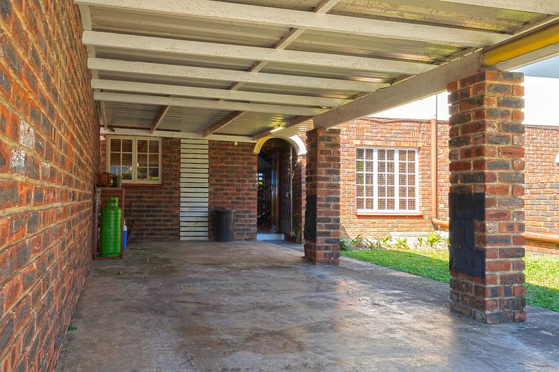 3 Bedroom Property for Sale in Manors KwaZulu-Natal