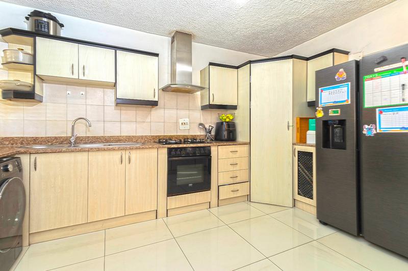 3 Bedroom Property for Sale in Manors KwaZulu-Natal