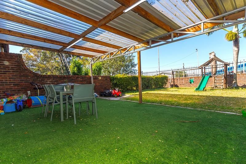 3 Bedroom Property for Sale in Manors KwaZulu-Natal