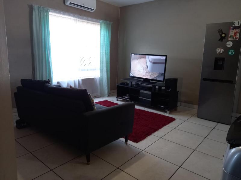 To Let 2 Bedroom Property for Rent in Richards Bay KwaZulu-Natal