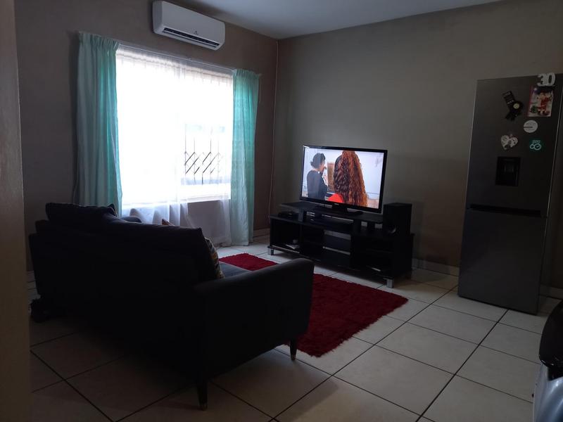 To Let 2 Bedroom Property for Rent in Richards Bay KwaZulu-Natal