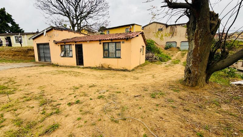 2 Bedroom Property for Sale in Umlazi KwaZulu-Natal