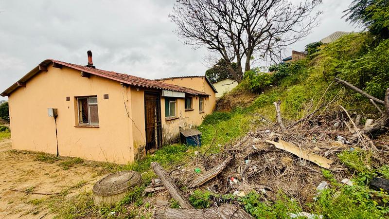 2 Bedroom Property for Sale in Umlazi KwaZulu-Natal