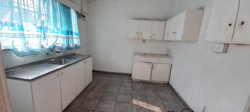 2 Bedroom Property for Sale in Pinelands KwaZulu-Natal