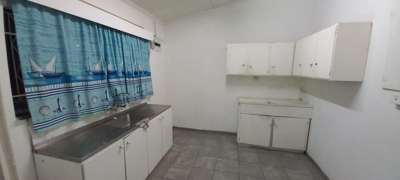2 Bedroom Property for Sale in Pinelands KwaZulu-Natal