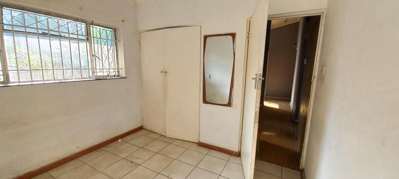2 Bedroom Property for Sale in Pinelands KwaZulu-Natal