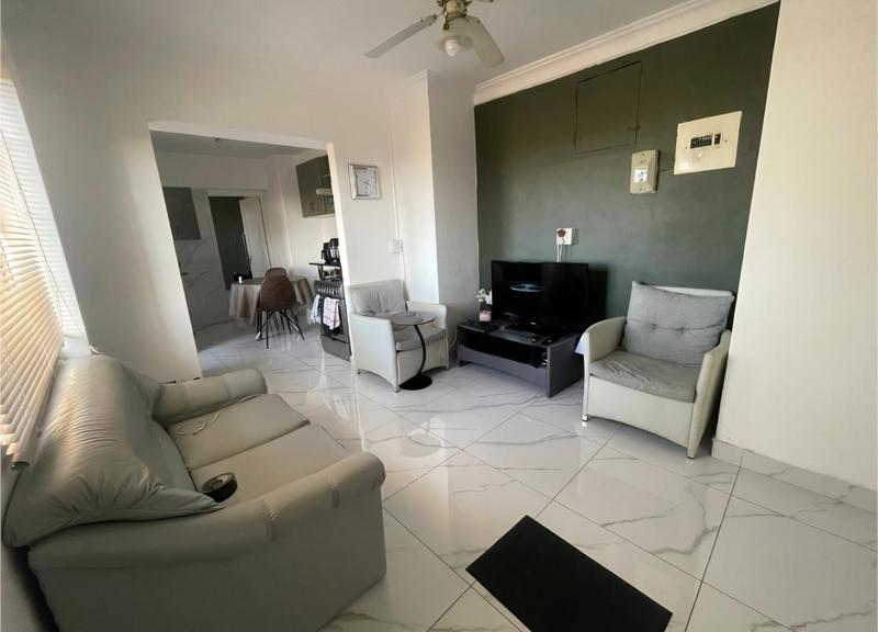 To Let 2 Bedroom Property for Rent in Sherwood KwaZulu-Natal
