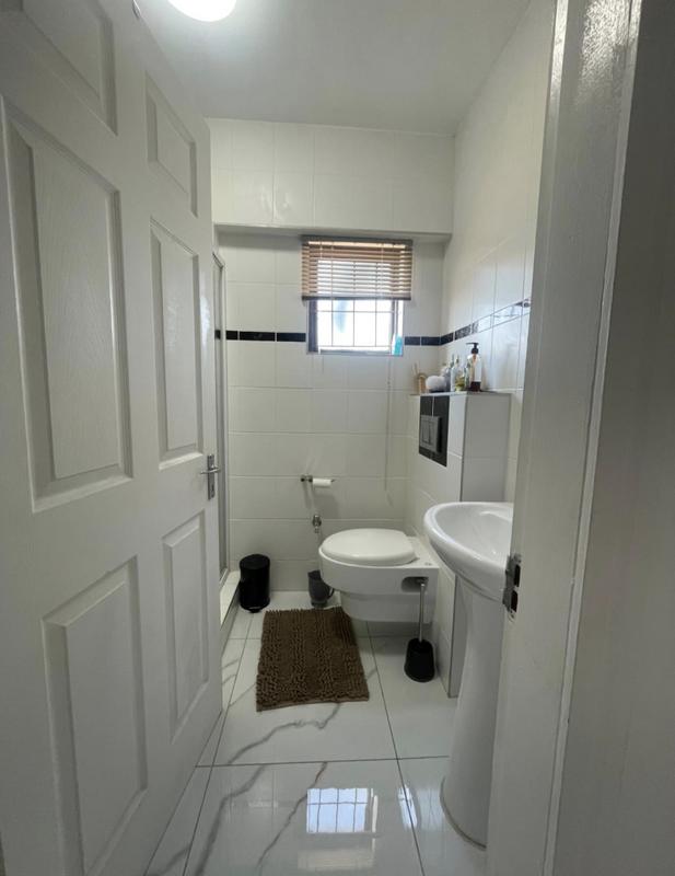 To Let 2 Bedroom Property for Rent in Sherwood KwaZulu-Natal