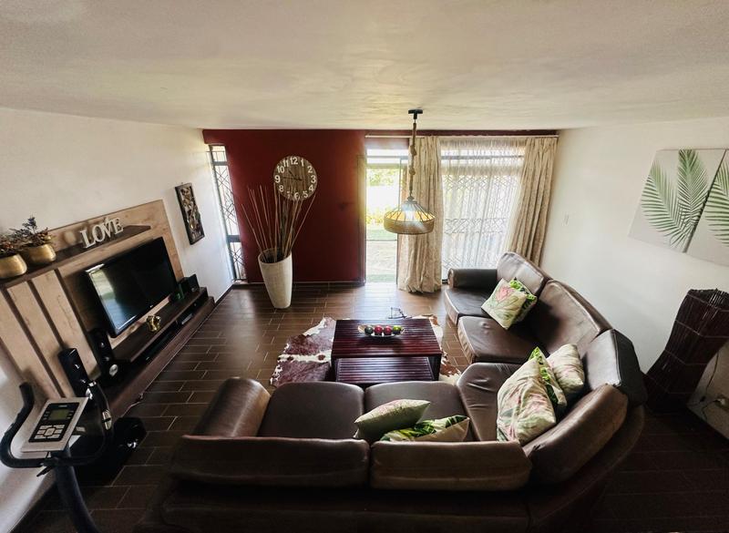 2 Bedroom Property for Sale in Woodhaven KwaZulu-Natal