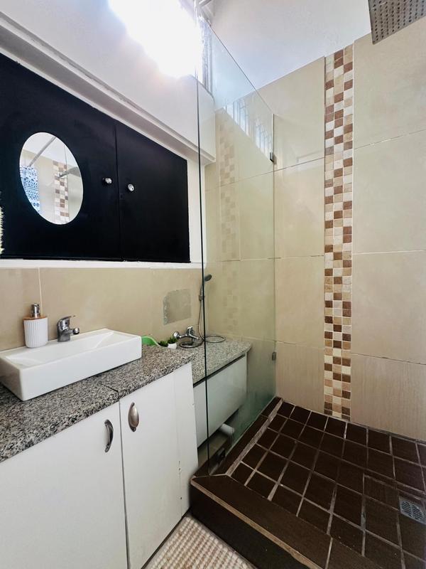 2 Bedroom Property for Sale in Woodhaven KwaZulu-Natal