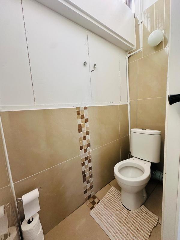 2 Bedroom Property for Sale in Woodhaven KwaZulu-Natal