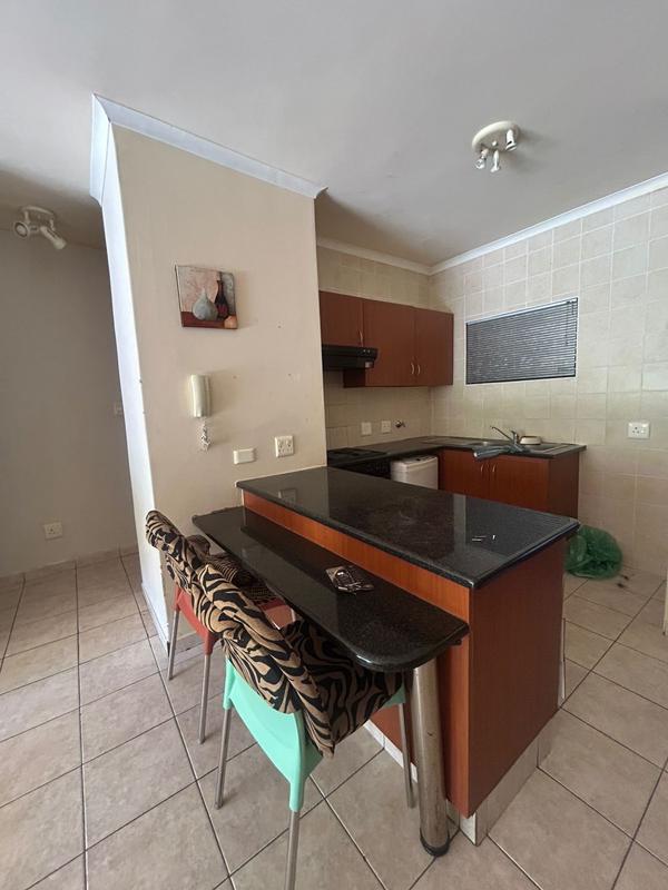 To Let 2 Bedroom Property for Rent in Margate KwaZulu-Natal