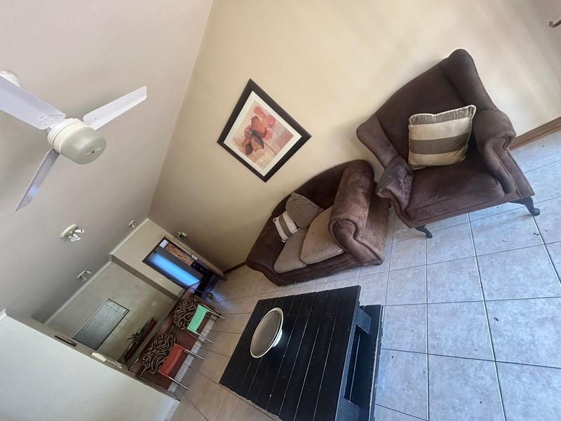 To Let 2 Bedroom Property for Rent in Margate KwaZulu-Natal