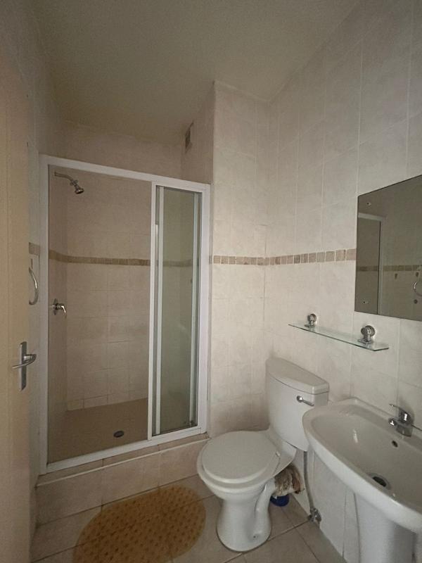 To Let 2 Bedroom Property for Rent in Margate KwaZulu-Natal