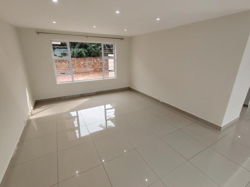 To Let 4 Bedroom Property for Rent in Durban North KwaZulu-Natal