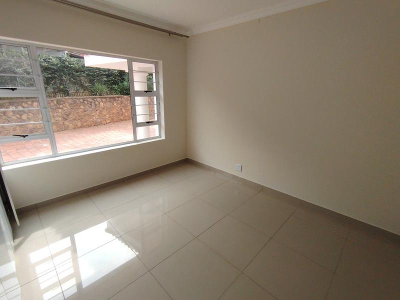 To Let 4 Bedroom Property for Rent in Durban North KwaZulu-Natal
