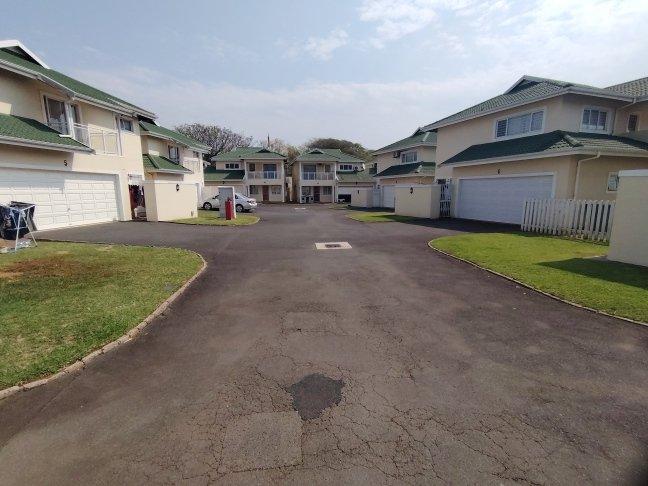 3 Bedroom Property for Sale in Broadlands KwaZulu-Natal