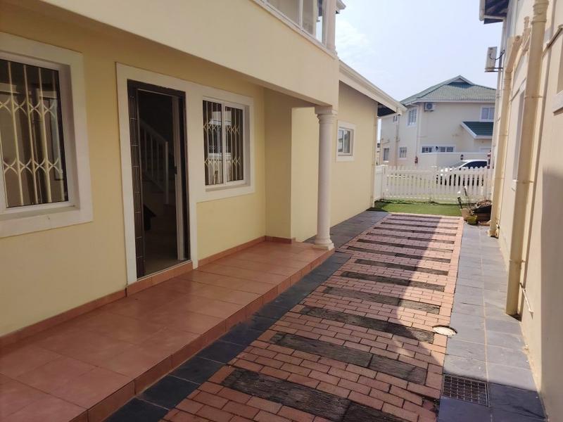 3 Bedroom Property for Sale in Broadlands KwaZulu-Natal
