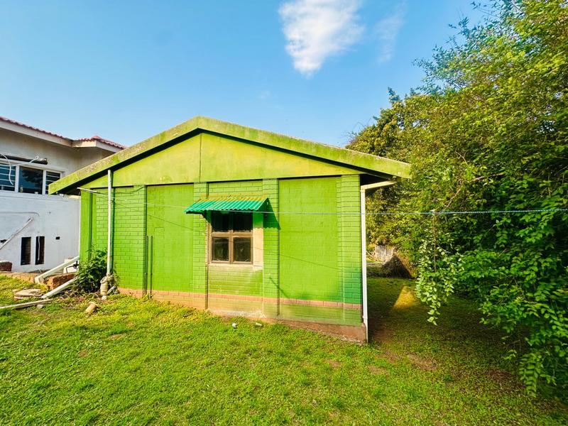 1 Bedroom Property for Sale in Montclair KwaZulu-Natal
