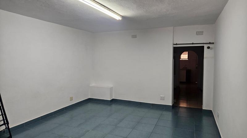 1 Bedroom Property for Sale in Greenwood Park KwaZulu-Natal