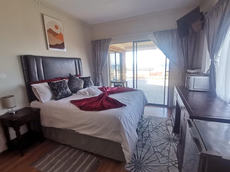 To Let 5 Bedroom Property for Rent in Uvongo KwaZulu-Natal