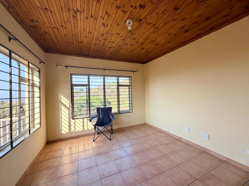 To Let 4 Bedroom Property for Rent in Reservoir Hills KwaZulu-Natal