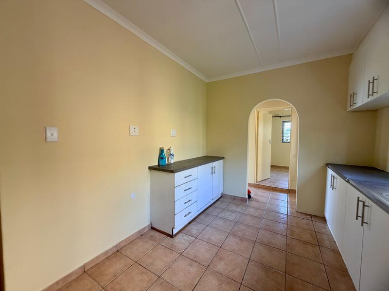 To Let 4 Bedroom Property for Rent in Reservoir Hills KwaZulu-Natal