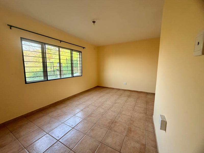 To Let 4 Bedroom Property for Rent in Reservoir Hills KwaZulu-Natal