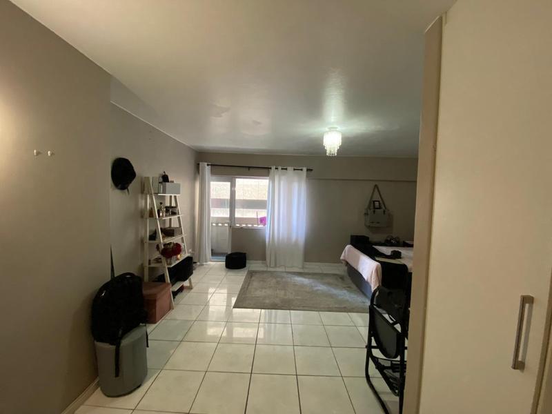1 Bedroom Property for Sale in Esplanade KwaZulu-Natal