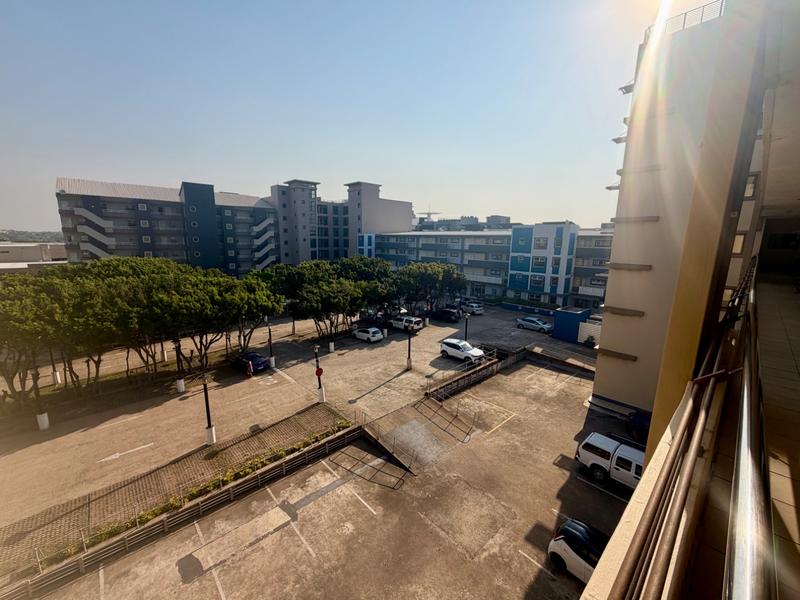1 Bedroom Property for Sale in New Town Centre KwaZulu-Natal