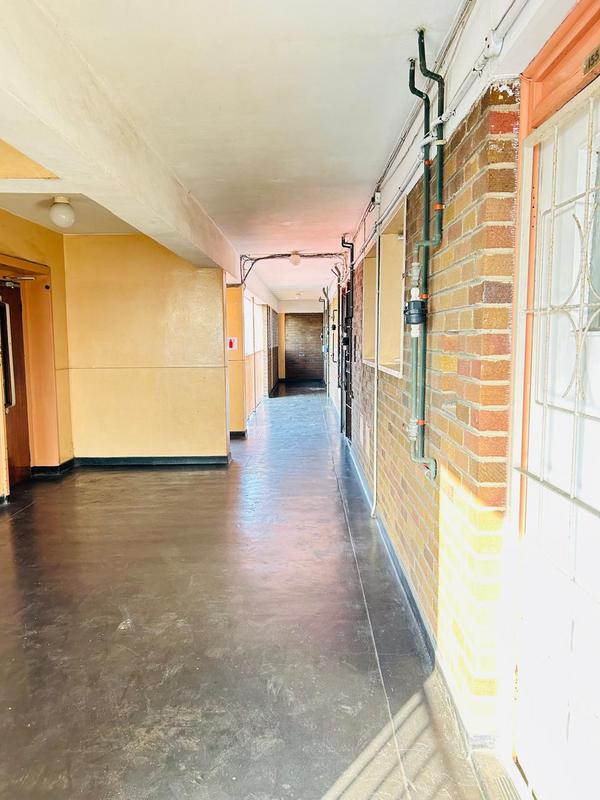 1 Bedroom Property for Sale in Durban Central KwaZulu-Natal
