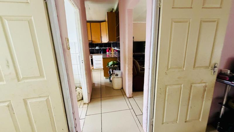 2 Bedroom Property for Sale in Lovu KwaZulu-Natal