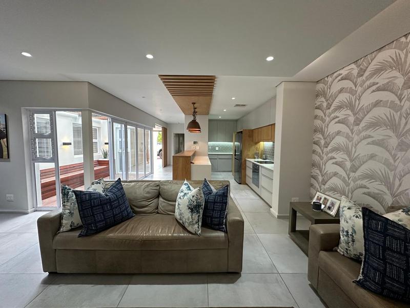 To Let 4 Bedroom Property for Rent in La Lucia KwaZulu-Natal