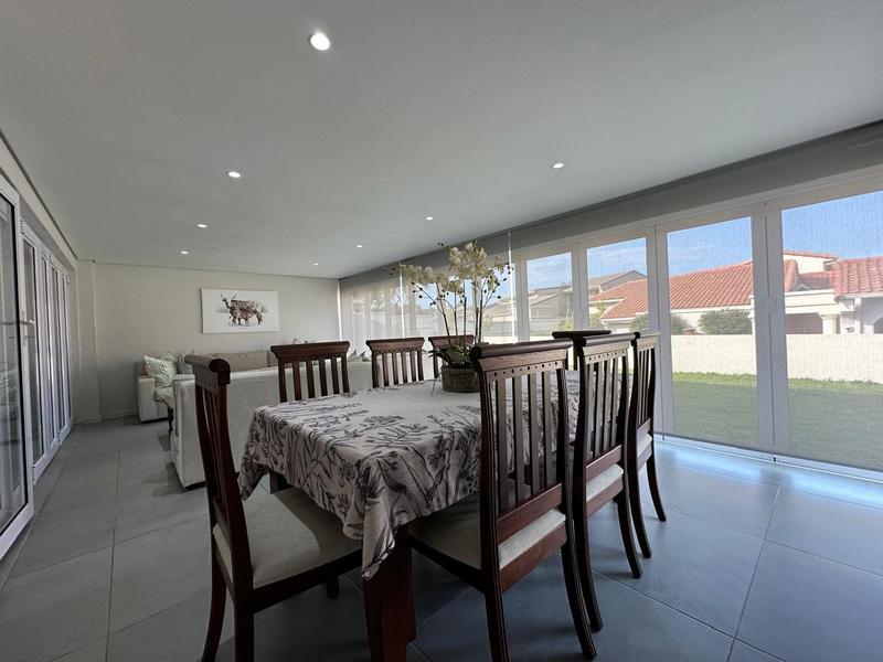 To Let 4 Bedroom Property for Rent in La Lucia KwaZulu-Natal