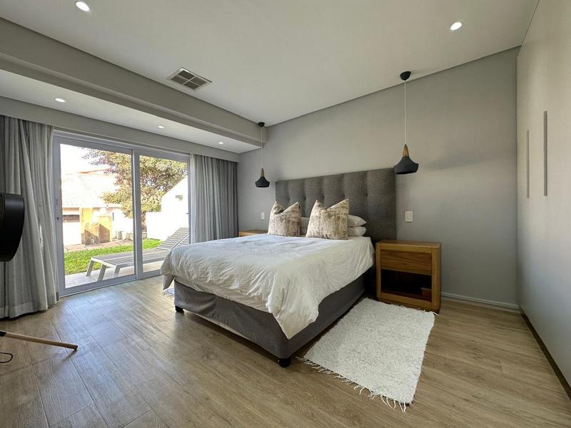 To Let 4 Bedroom Property for Rent in La Lucia KwaZulu-Natal