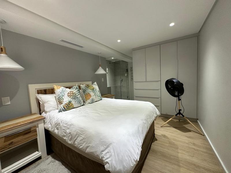 To Let 4 Bedroom Property for Rent in La Lucia KwaZulu-Natal