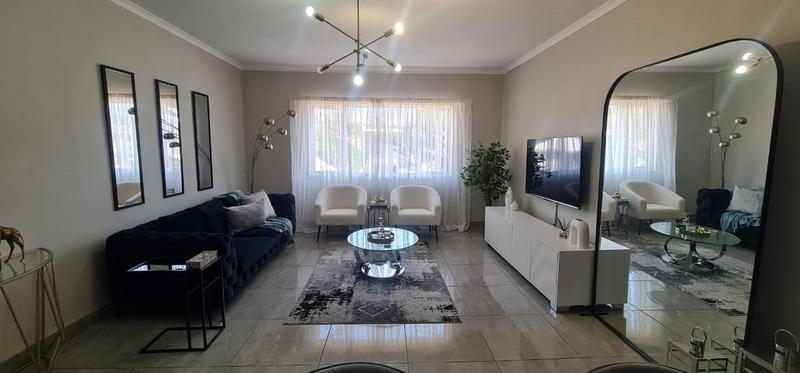 To Let 2 Bedroom Property for Rent in Windermere KwaZulu-Natal