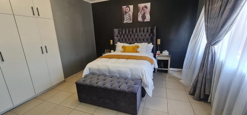 To Let 2 Bedroom Property for Rent in Windermere KwaZulu-Natal