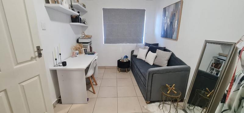 To Let 2 Bedroom Property for Rent in Windermere KwaZulu-Natal