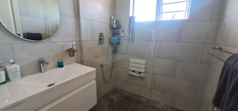 To Let 2 Bedroom Property for Rent in Windermere KwaZulu-Natal