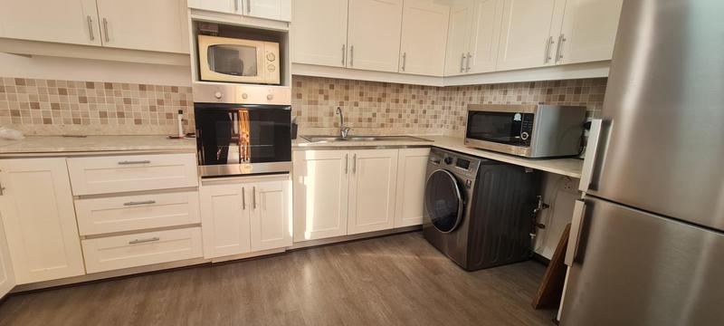 To Let 3 Bedroom Property for Rent in Durban North KwaZulu-Natal