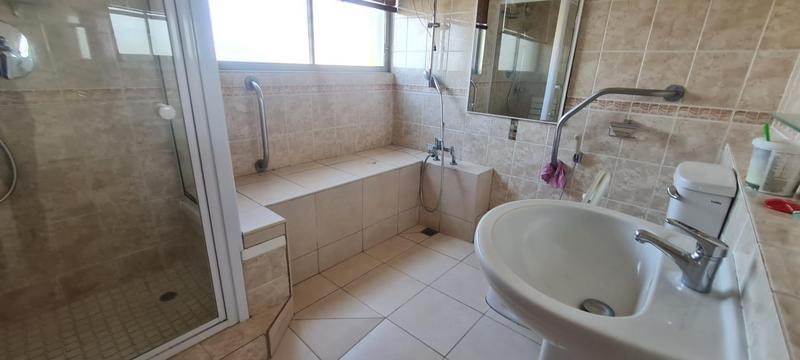 To Let 3 Bedroom Property for Rent in Durban North KwaZulu-Natal