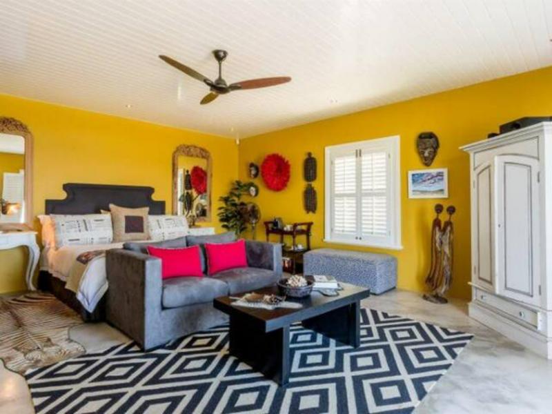 To Let 7 Bedroom Property for Rent in Tinley Manor KwaZulu-Natal